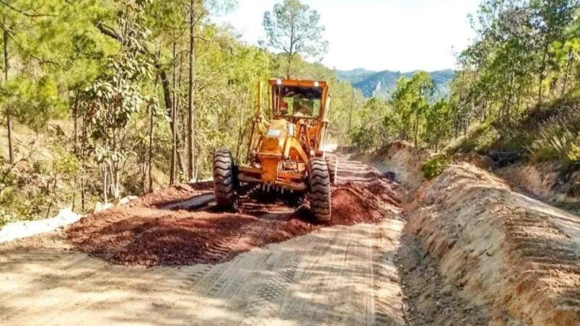 CAMINOS FOTO GOBIERNO DEL ESTADO1